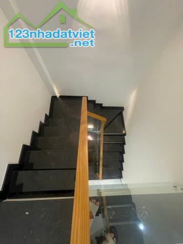 SIÊU PHẨM 3 TẦNG MT LÊ QUANG SUNG Q6 - NỞ HẬU BAO ĐẸP - NHỈNH 7 tỷ