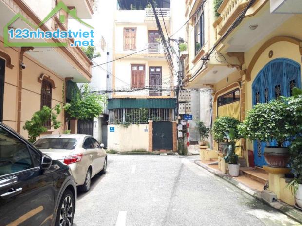 Nhà dân xây chắc chắn khách hàng quan tâm nhanh nhé ạ