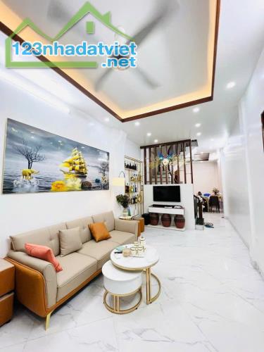 Mặt ngõ minh khai cách phố 30m ngõ thông -DT 48m2x5T full nội thất - 3