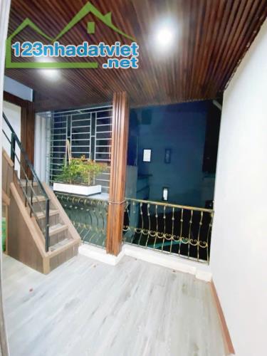 NHÀ MỚI 5 TẦNG , 6 PHÒNG NGỦ - PHỐ ĐÔNG THIÊN - VĨNH HƯNG - HOÀNG MAI CHỈ 5,46 TỶ - 5