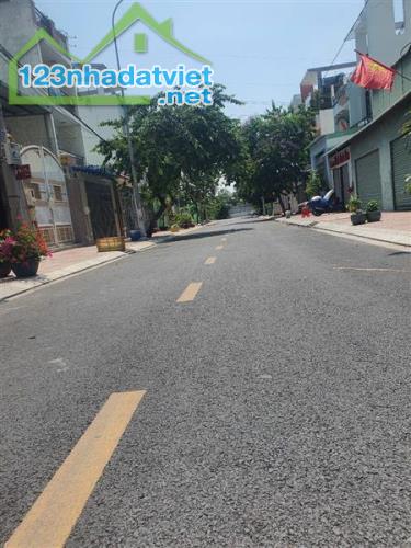 Đất mặt tiền P16 Q8, 100m2 5x20 không lộ giới, tiện xây mới, an ninh dân trí, chỉ 7 tỷ TL - 2