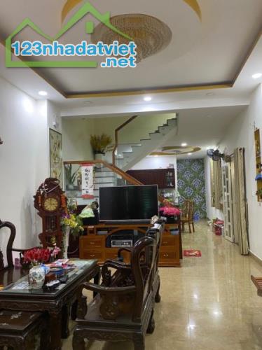 NHÀ ĐẸP LUNG LINH - GIÁP PHẠM VĂN BẠCH & TRƯỜNG CHINH TB - HXH THÔNG - DT 75M² - 3 TẦNG - 4