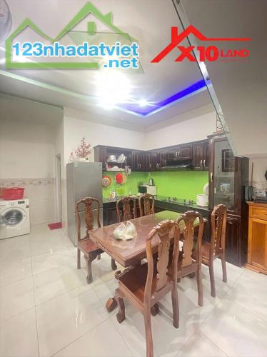 Bán Nhà 1 trệt 1 lầu 82m2 2MT Bình Đa Biên Hòa ĐỒNG NAI có 3 tỷ 980tr - 2