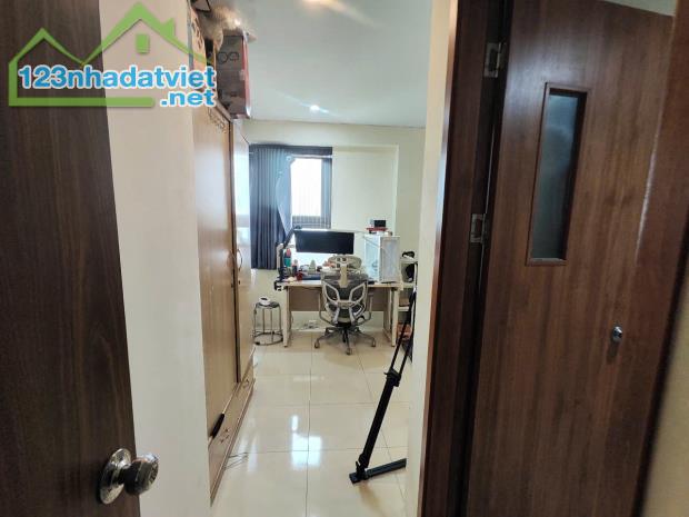 Bán căn chung cư IEC Thanh Trì Căn hộ tầng cao view đẹp- giá tốt. - 2