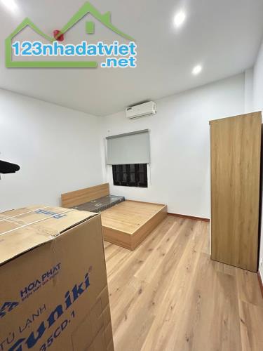 CCư Mini - Gần Ô TÔ - Thang Máy- Trần Duy Hưng - Cầu Giấy -dt:50m2/6tầng/4mMT*nhỉnh 17tỷ - 2