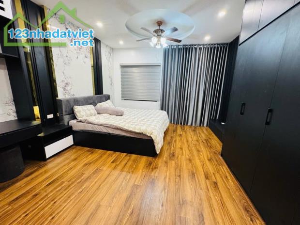 HOA HẬU NGUYỄN SƠN – 50M2 – 5 TẦNG – Ô TÔ NGỦ TRONG NHÀ – THANG MÁY – THIẾT KẾ HIỆN ĐẠI - 4