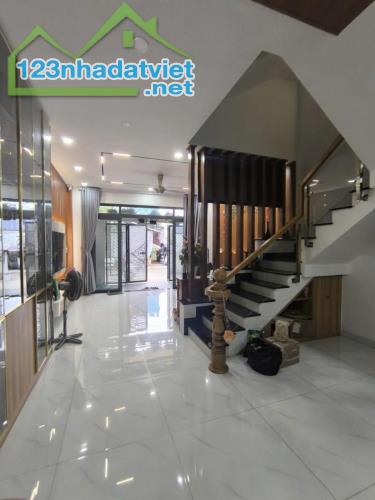 Bán nhà 4 tầng, 75m², 4PN, 4WC, Q.2, 9.6 tỷ, sổ hồng - 3