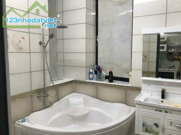 [Tân Bình] Bán Nhà Hẻm Nguyễn Sỹ Sách – 3PN 3WC – Nhà Đẹp Ở Ngay – Sổ Riêng - Chỉ 10.5tỷ - 2