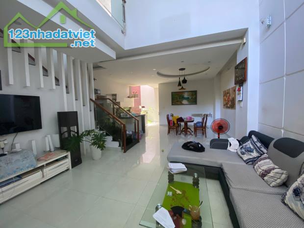Bán nhà 2 tầng sân vườn tại Đường Phan Bá Phiến, Mân Thái - 5