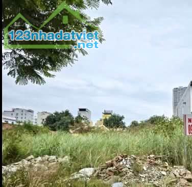 Lô đất khủng 303m2 -Vương Thừa Vũ -Sơn Trà - Giá chỉ 59,950 tỷ . - 2