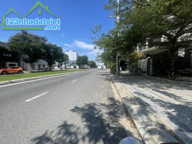 Lô đất khủng 303m2 -Vương Thừa Vũ -Sơn Trà - Giá chỉ 59,950 tỷ . - 1