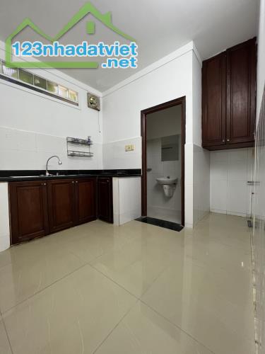 Bán nhà 32m2, đường Nguyễn Suý, Tân Phú, 2 tầng, 2 PN, giá 3.1 tỷ còn thương lượng. - 4