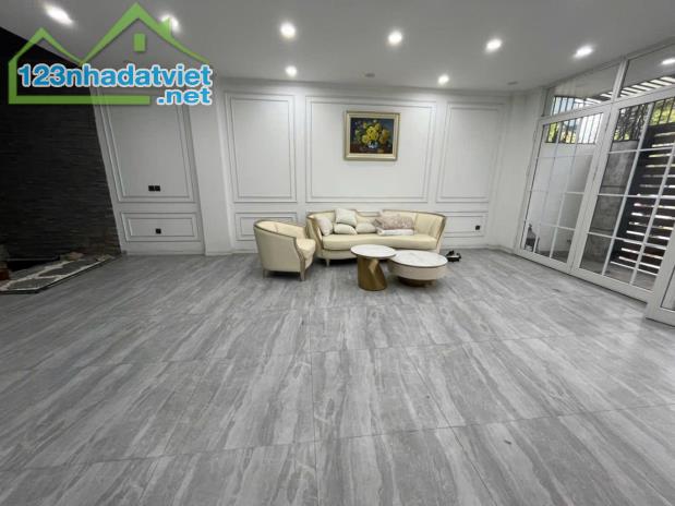 [KINH DOANH] Bán nhà Lâm Du - Long Biên - Gara Ô Tô - Dân Trí Cao - 74m2 - Giá 21 tỷ 5