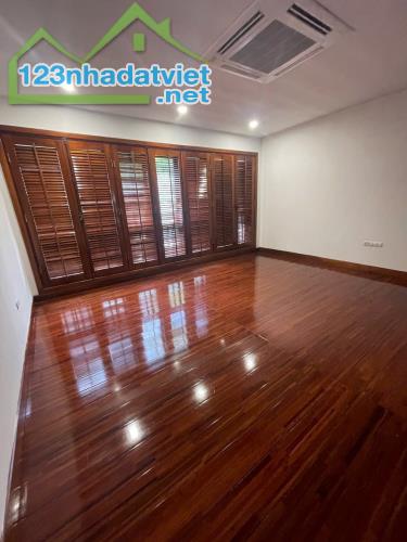 Bán nhà Trung Kính, 60m2, phân lô, đường rộng. Nhà đẹp 7 tầng có thang máy - 3