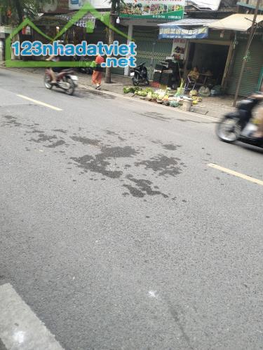 BÁN ĐẤT TẶNG NHÀ – MẶT PHỐ TRẦN CUNG – THU NHẬP ỔN ĐỊNH 20 TRIỆU/THÁNG Giá chỉ 9 TỶ – Vị t - 4