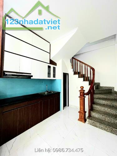 Bán nhà 4 tầng oto đỗ cửa Phú Diễn chỉ nhỉnh 6 tỷ, Nhà đẹp full nội thất, 2 thoáng, Kdoanh - 3