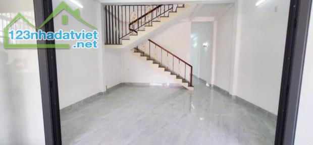Bán Gấp Nhà Hẻm Ngắn Đ Lê Thị Hà-Tân Xuân.136,6m2 Thổ Cư giá 710 TR - 1