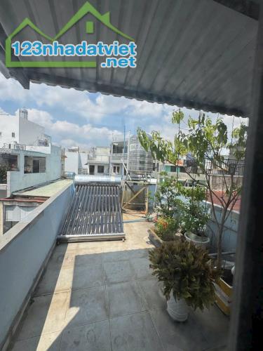 BÁN NHÀ 3 TẦNG, 48m2, SÁT MT VĂN CAO, GẦN CHỢ TÂN HƯƠNG, TÂN PHÚ, NHỈNH 3 TỶ - 5