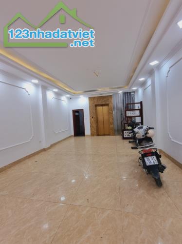 Nhà Lạc Long Quân, Cầu Giấy. 58mx7; MT 5.8; Ô tô tránh; Giá 21.5 tỷ  SIÊU PHẨM NGON NHẤT - 4