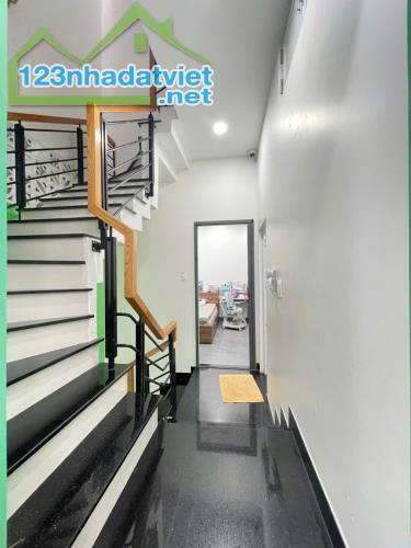 Gấp bán Nhà  Dương Văn Dương Tân Quý Tân Phú 45m2, 4Tầng Nhỉnh 5 tỷ - 3