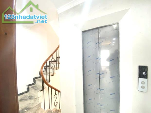 Bán nhà mới thang máy phố Dương Văn Bé, Vĩnh Tuy, Hai Bà Trưng, Hà Nội, 8,5 tỷ, 36m2 - 1