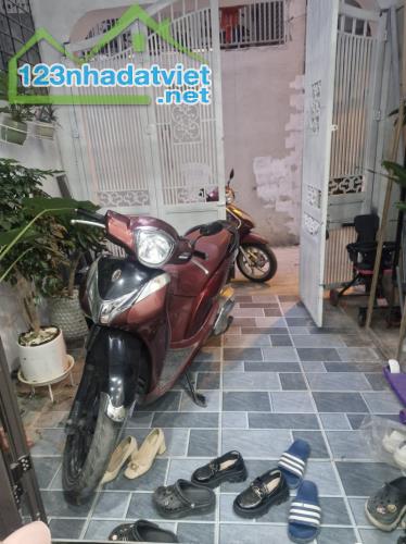 Bán nhà Khương Hạ, Thanh Xuân. 55m2 x 2 Tầng. NGÕ THÔNG. 2 THOÁNG. GẦN PHỐ. Hơn 9 Tỷ. - 1