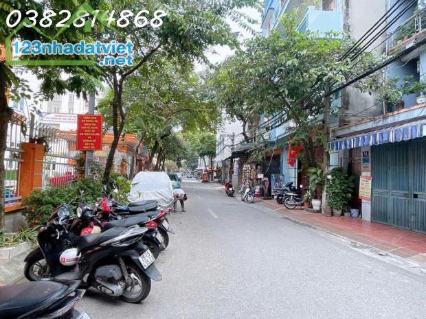 BÁN GẤP MẢNH ĐẤT ĐẸP TẠI XUÂN ĐỈNH-DT 440M²- MẶT TIỀN 13M - GIÁ CỰC SỐC CHỈ 150 TRIỆU/M²