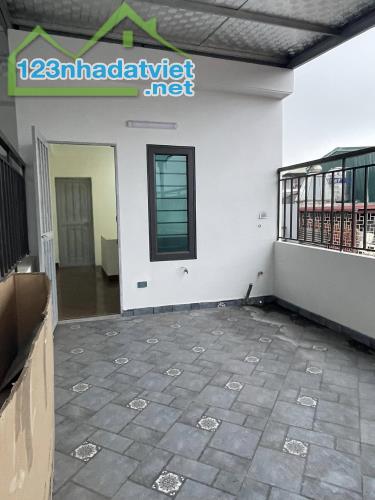 NH À MỚI, HAI THOÁNG - 6 NGỦ, FULL NỘI THẤT - GẦN PHỐ - Ở SƯỚNG - 5