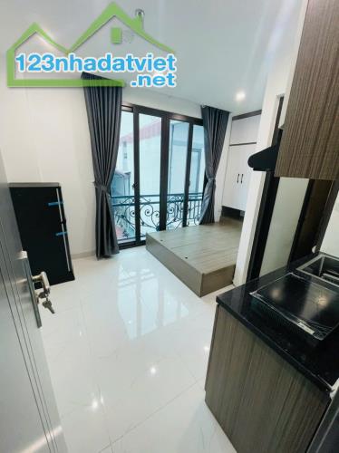 BÁN CCMN TRIỀU KHÚC, 7  TẦNG THANG MÁY, DT 60M GIÁ CHỈ 12 TỶ, DÒNG TIỀN 500 TRIÊU/NĂM
