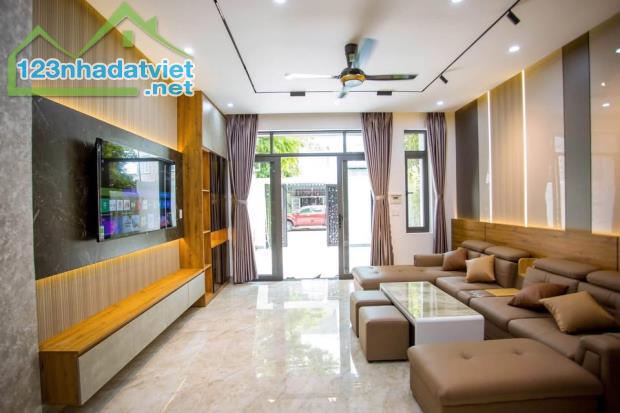 NGANG 5M HẺM XE HƠI TRỊNH ĐÌNH TRỌNG 140M2– TÂN PHÚ  CHỈ 12.9 Tỷ