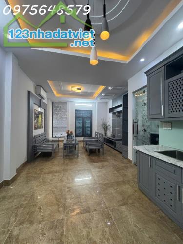 Bán nhà Quan Nhân 45m Lô góc gần phố mặt tiền rộng kinh doanh giá hợp lý - 4