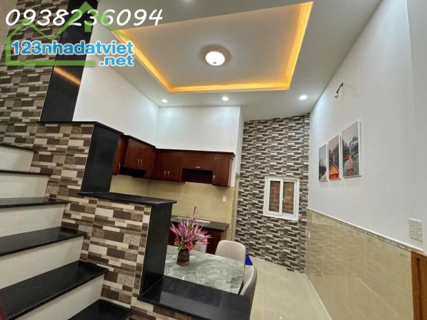 NHÀ 4 LẦU ĐẸP, HẺM LỚN 6M, NGAY TRƯƠNG TÔ NGỌC VÂN, GIÁ TỐT 4.65T, - 2