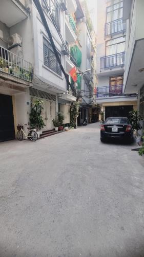 Đường Láng, Lô góc, Oto vào nhà, 6 tầng TM, Ở sướng. 45m2, MT 6m. Chỉ 13.9 tỷ!