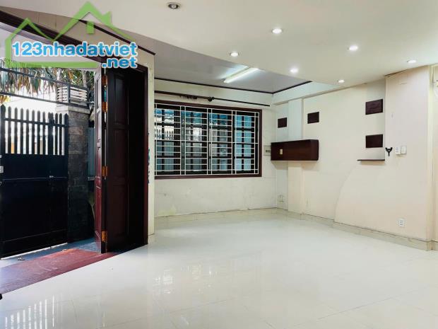 BÁN NHÀ 5 TẦNG HẺM 8 M ĐƯỜNG NGUYỄN THÁI BÌNH PHƯỜNG 12 TÂN BÌNH...DT 90M . GIÁ 19.8 TỶ - 3