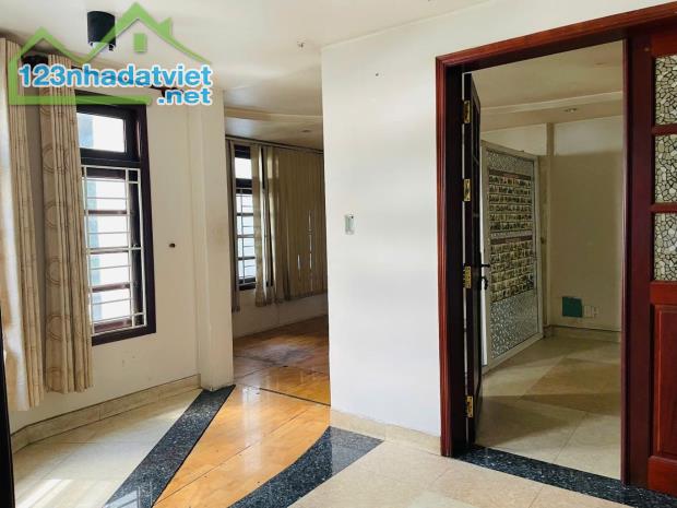 BÁN NHÀ 5 TẦNG HẺM 8 M ĐƯỜNG NGUYỄN THÁI BÌNH PHƯỜNG 12 TÂN BÌNH...DT 90M . GIÁ 19.8 TỶ - 2