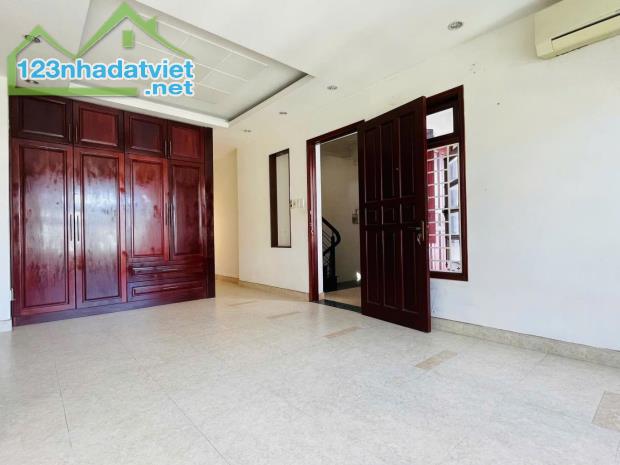 BÁN NHÀ 5 TẦNG HẺM 8 M ĐƯỜNG NGUYỄN THÁI BÌNH PHƯỜNG 12 TÂN BÌNH...DT 90M . GIÁ 19.8 TỶ - 1