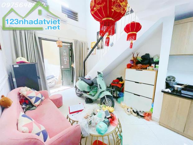 Bán nhà Tôn Đức Thằng 25m khu trung tâm vừa tiền Ở sướng