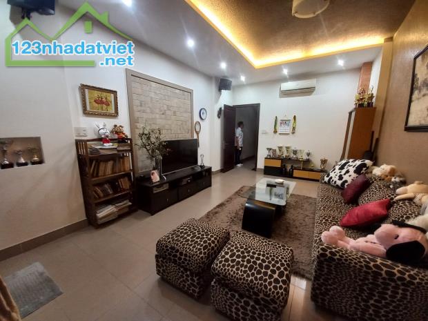🔥 Nhà HXH Ba Vân – hàng hiếm, DT: 4 x 17m, 3 tầng, chỉ:9.9 tỷ TL - 3