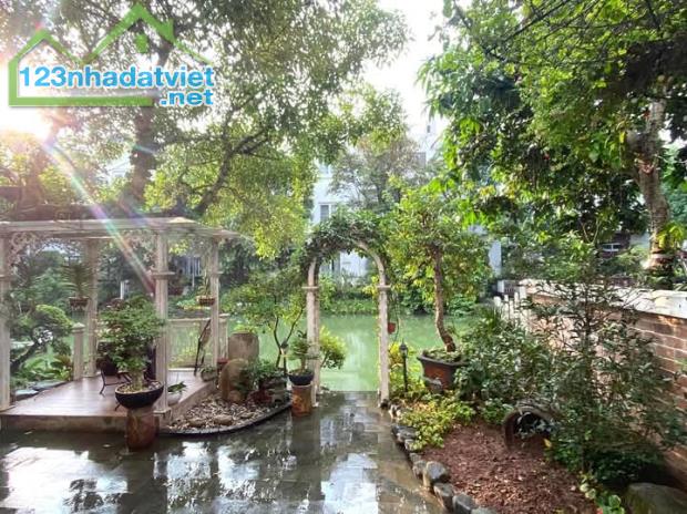 BIỆT THỰ ĐẲNG CẤP VƯỜN ĐÀO CỬA NGƯỜI THƯỢNG LƯU 210M GIÁ 100TY có TL - 2