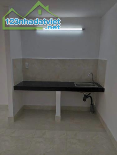 CHỈ TỪ 4 TỶ CÓ NGAY NHÀ MỚI ÂU DƯƠNG LÂN – TRUNG TẤM Q8 - XE HƠI NGỦ TRONG NHÀ - SỔ VUÔNG - 1