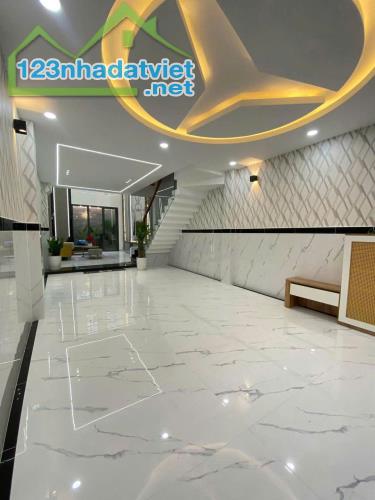 GẤP BÁN NHÀ MỚI  DTSD: gần  340M2 sàn - 4PN-5WC – ĐẦY ĐỦ nội thất - 6,2 Tỷ - - 1