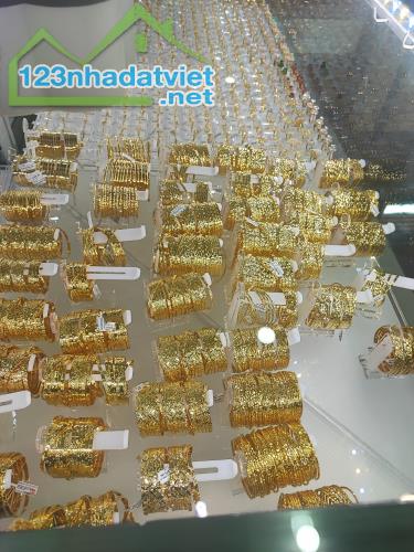 BÁN NHÀ MẶT PHỐ QUANG TRUNG - GÒ VẤP - 16 TỶ - 96M2 - SỔ HỒNG CHÍNH CHỦ