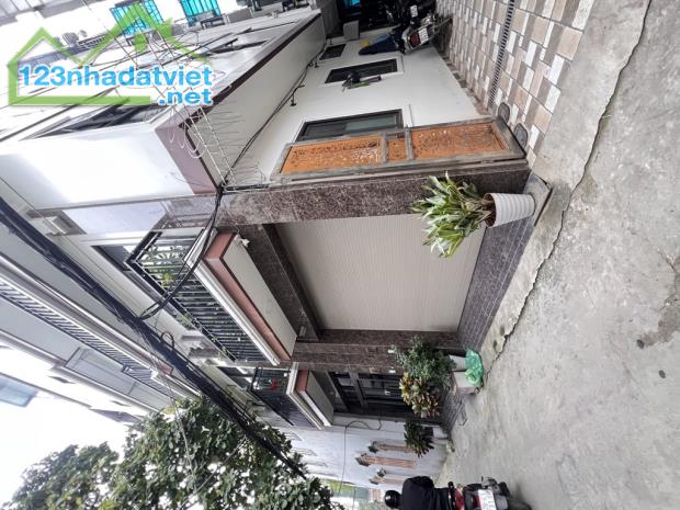 Tây Hồ- Ô tô- Ngõ thông- 5 tầng mới- 35m sổ vuông- 7 tỷ - 1