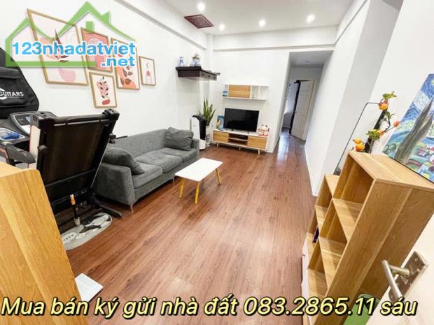 Bán CĂN HỘ CHUNG CƯ  mới Định Công Hoàng Mai 80m2 3PN giá 3ty650tr LH 083.2865.116 - 4