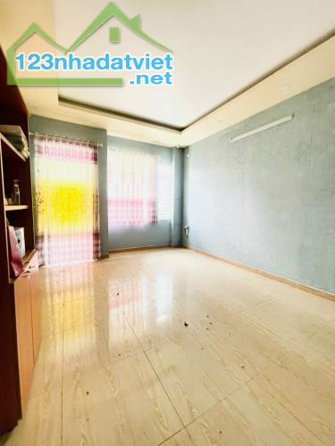 Bán gấp nhà Đường số 30 – P6 – Gò Vấp – Hẻm 6m – 5 tầng – 7PN – 75m2 – 9.9Tỷ - 4