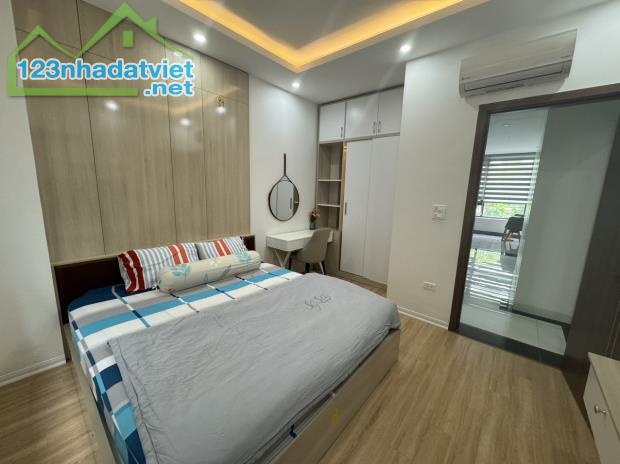 Cho thuê căn hộ 2 phòng ngủ tại Vinhomes Marina - 2