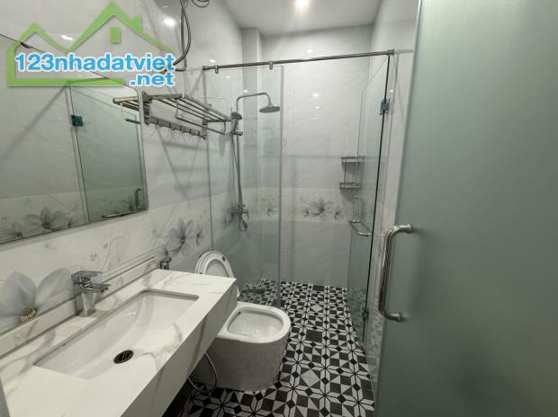 Cho thuê căn hộ 2 phòng ngủ tại Vinhomes Marina - 4