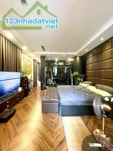 ĐƯỜNG LÁNG💥 ĐỐNG ĐA💥56M2 x 4T💥14.5 TỶ💥Ô TÔ VÀO NHÀ💥KD SẦM UẤT NGÀY ĐÊM💥 NỘI THẤT XỊN - 4