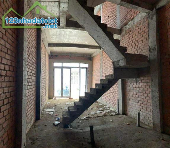 HẺM Ô TÔ - 4 TẦNG - Quận 12 - 52M2 - 4 PHÒNG NGỦ - chỉ 4.xT.Ỷ.