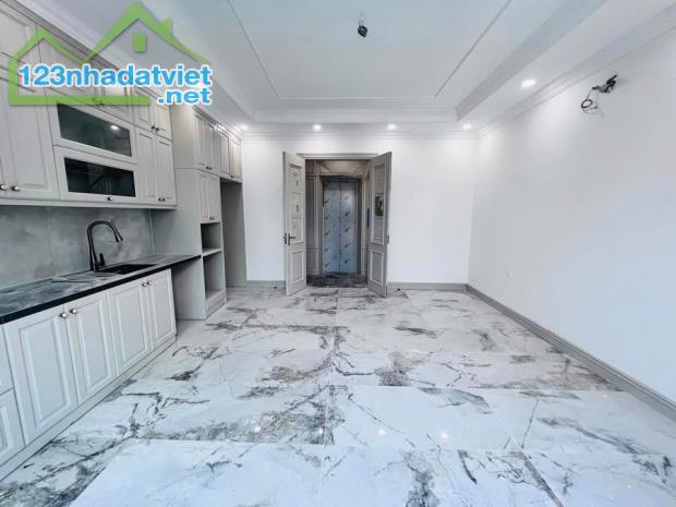 Bán nhà đẹp Vạn Phúc 35m², 5 tầng, 3 ngủ – Giá nhỉnh 8 tỷ